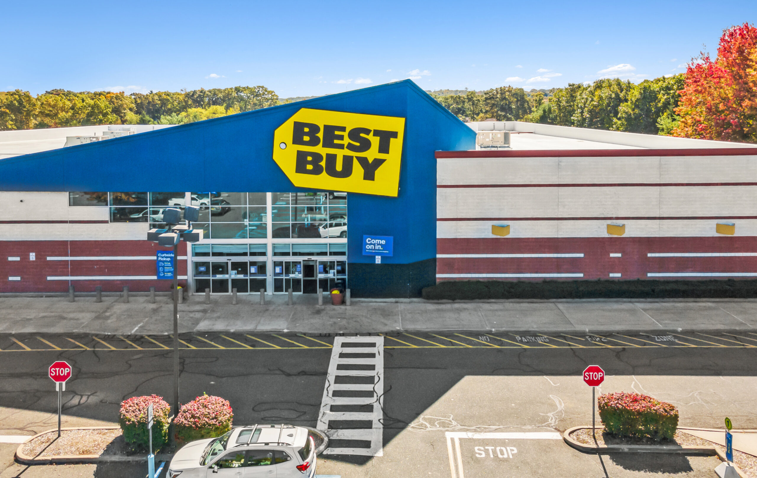 Huntington Square Plaza, East Northport, NY 11731 Retail Space