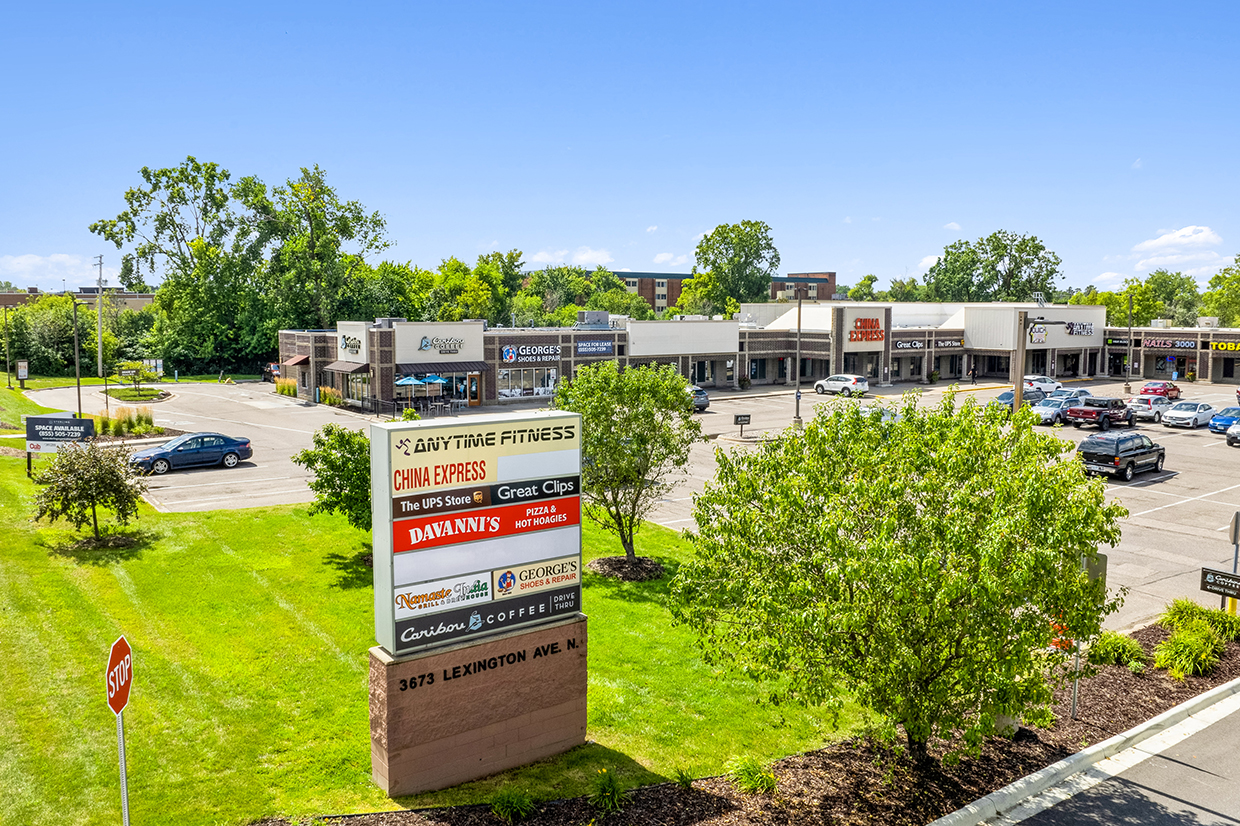 Shannon Square Shoppes, Arden Hills, MN 55126 - Retail Space