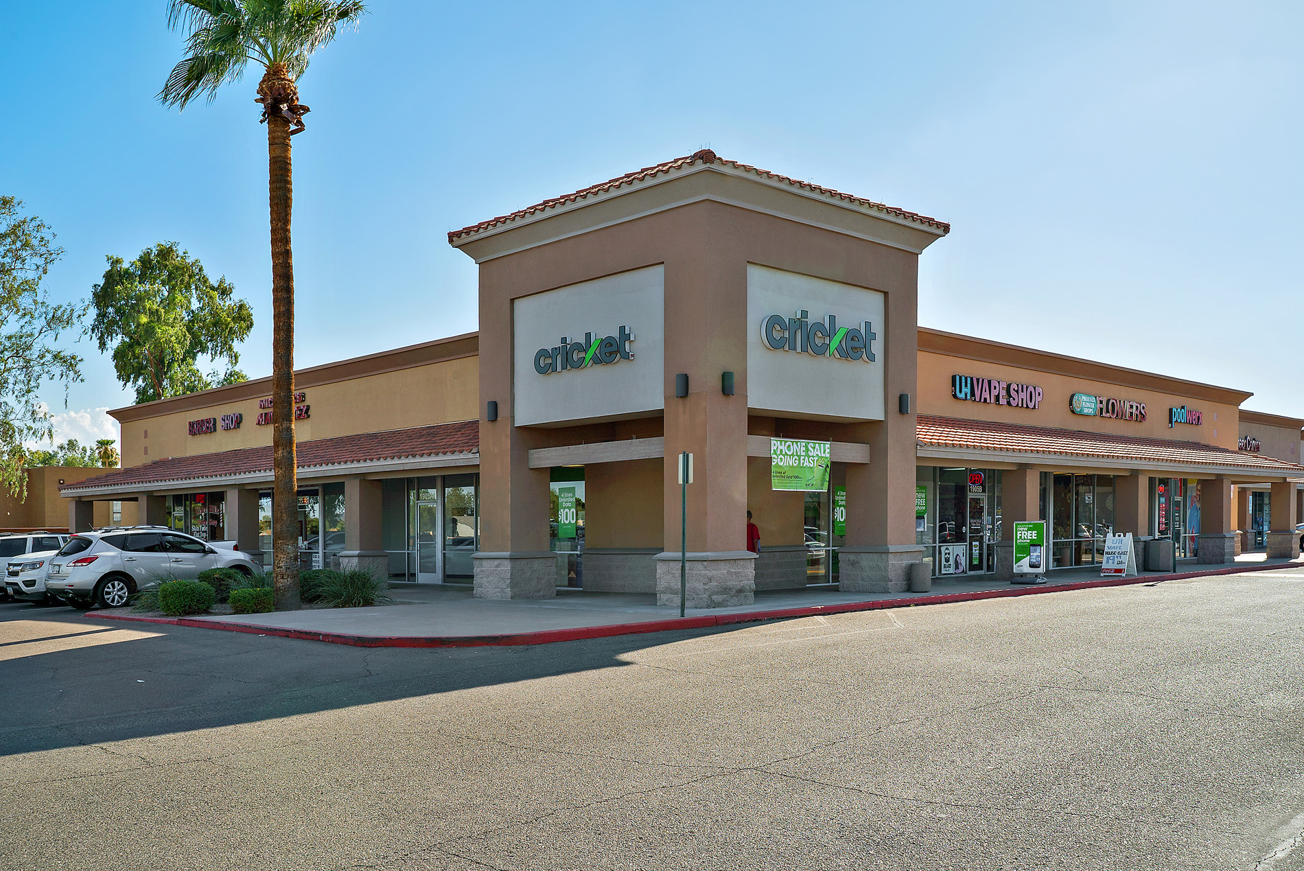 Union Plaza, Phoenix, AZ 85023 Retail Space Sterling